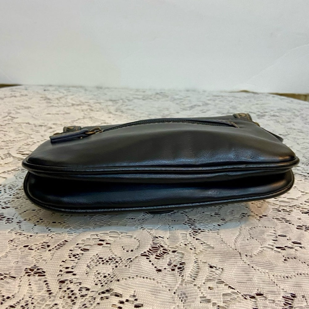 Small Black Faux Leather HandBag (8in x 5in x 2in )