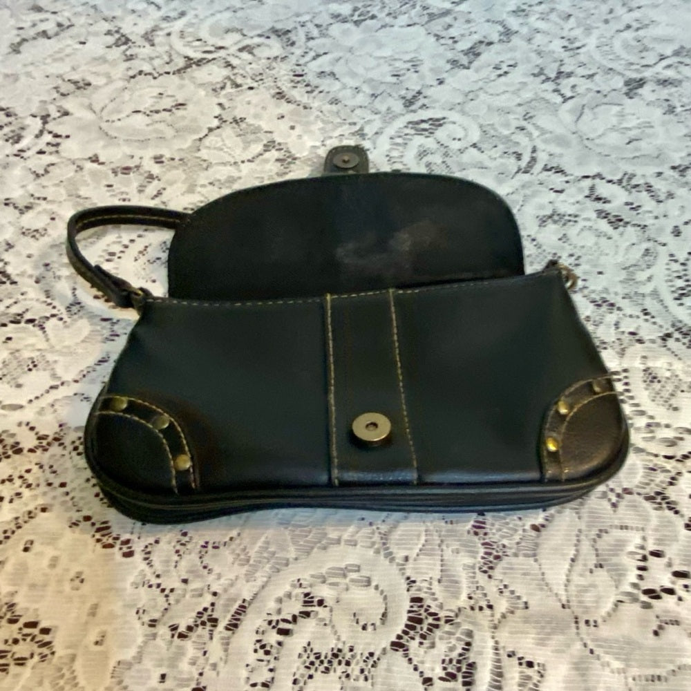 Small Black Faux Leather HandBag (8in x 5in x 2in )