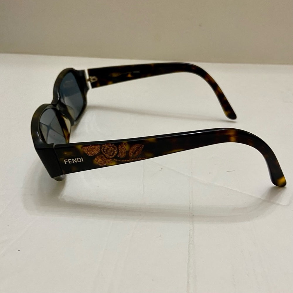 Fendi, Brown Tortoise Sunglasses with Gold Floral Design F924 215 135