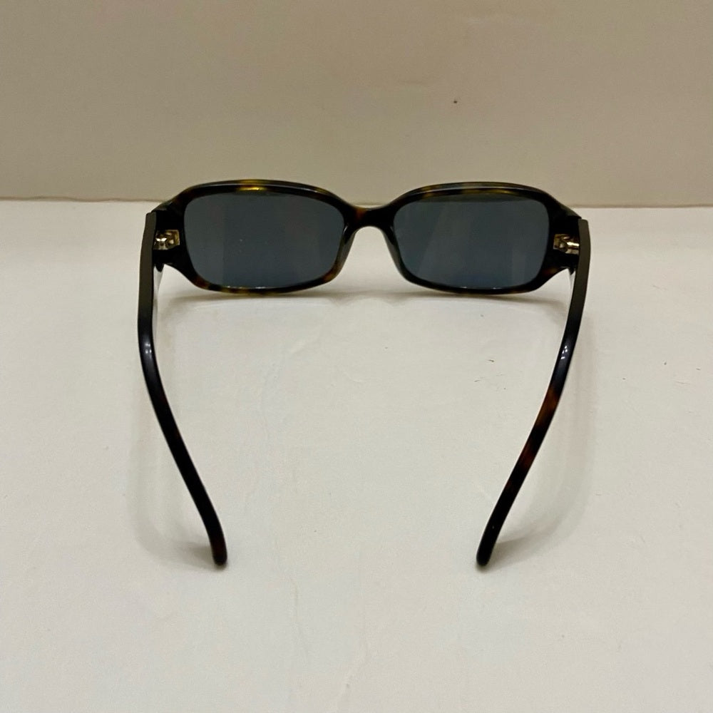 Fendi, Brown Tortoise Sunglasses with Gold Floral Design F924 215 135
