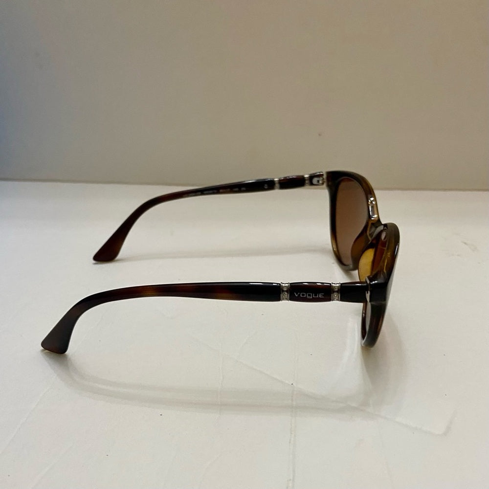 Vintage, Vogue Brown Cat’s Eye Sunglasses VO2894-58 W856/13 56#17 140 2N