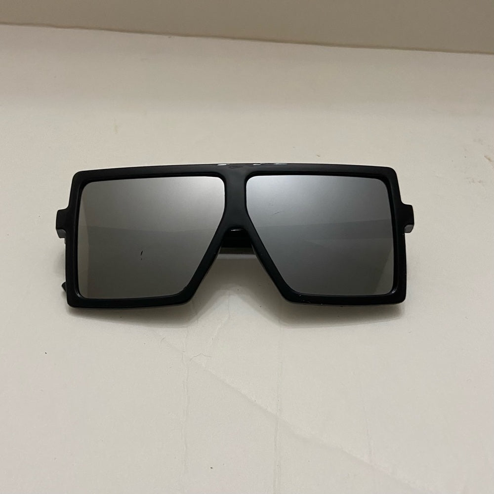 Black Mirrored Kid’s Sunglasses