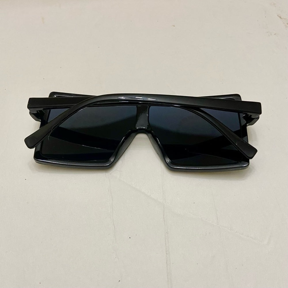 Black Mirrored Kid’s Sunglasses