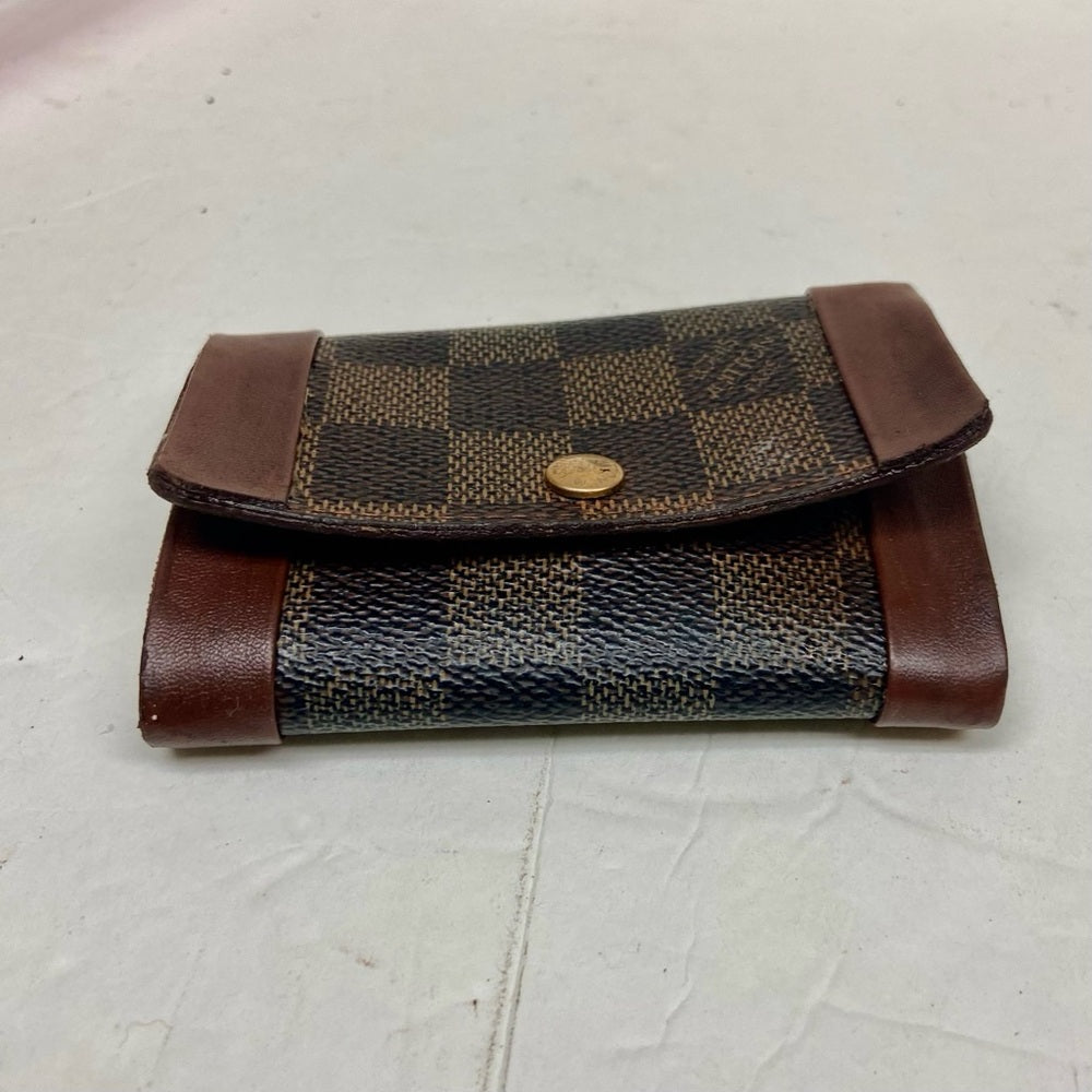 Louis Vuitton, Damier Ebene 6-Hooks Key Case