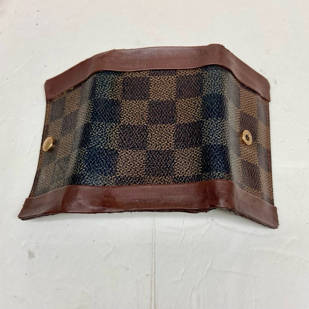 Louis Vuitton, Damier Ebene 6-Hooks Key Case