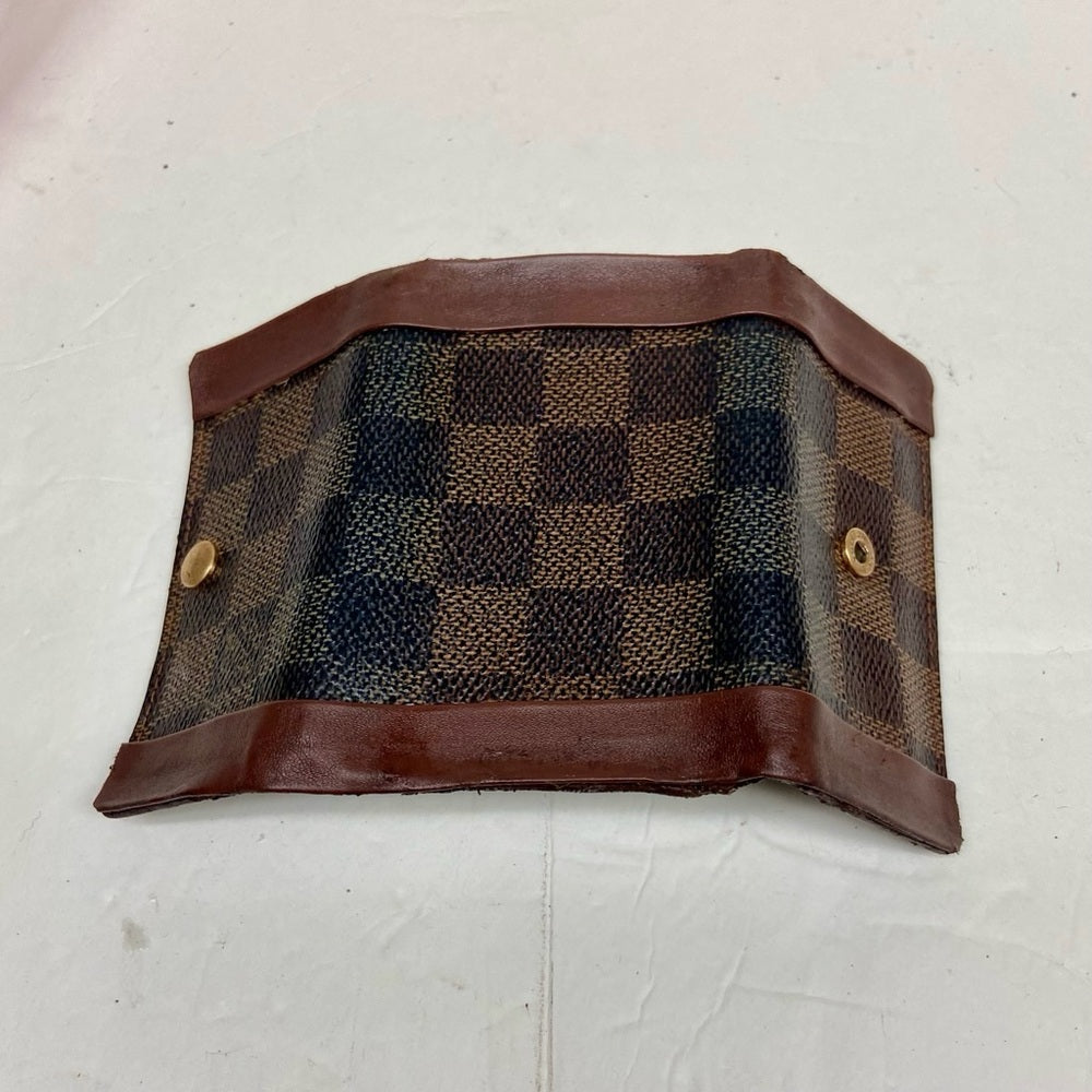 Louis Vuitton, Damier Ebene 6-Hooks Key Case