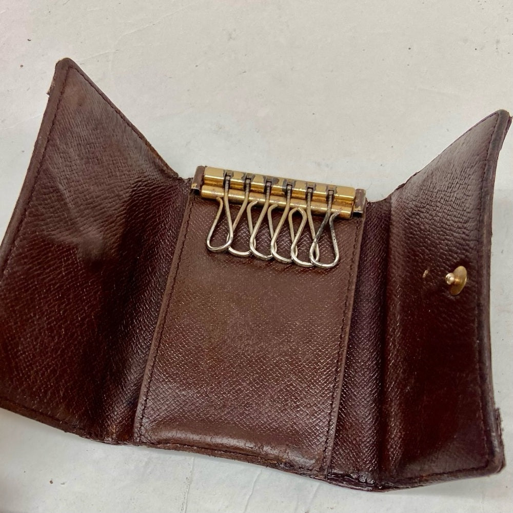 Louis Vuitton, Damier Ebene 6-Hooks Key Case