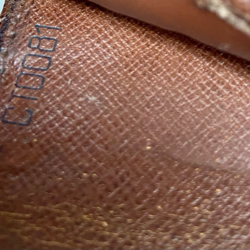 Vintage Louis Vuitton Men's Credit Card Wallet 4inx4in (CT0081)