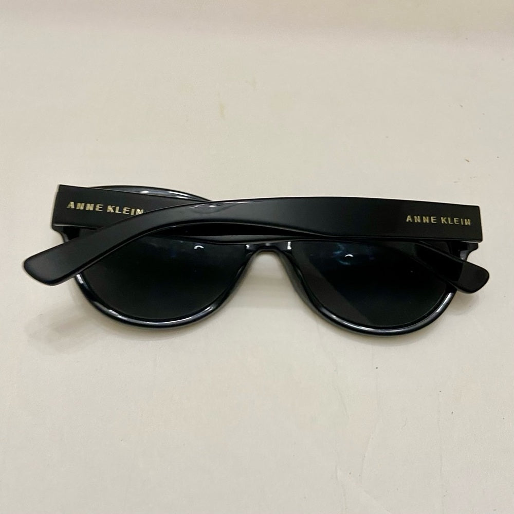 Vintage, Anne Klein Black Sunglasses AK7005 (001) 140 06/15