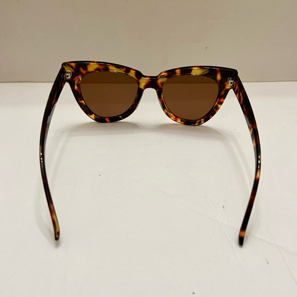 Vintage, Cat Eye Brown Tortoise Large Sunglasses -LE19052 UV400