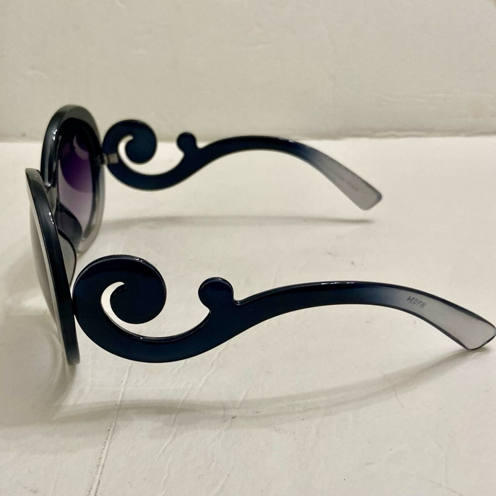 Elegant High Fashion Grayish Black Round Sunglasses