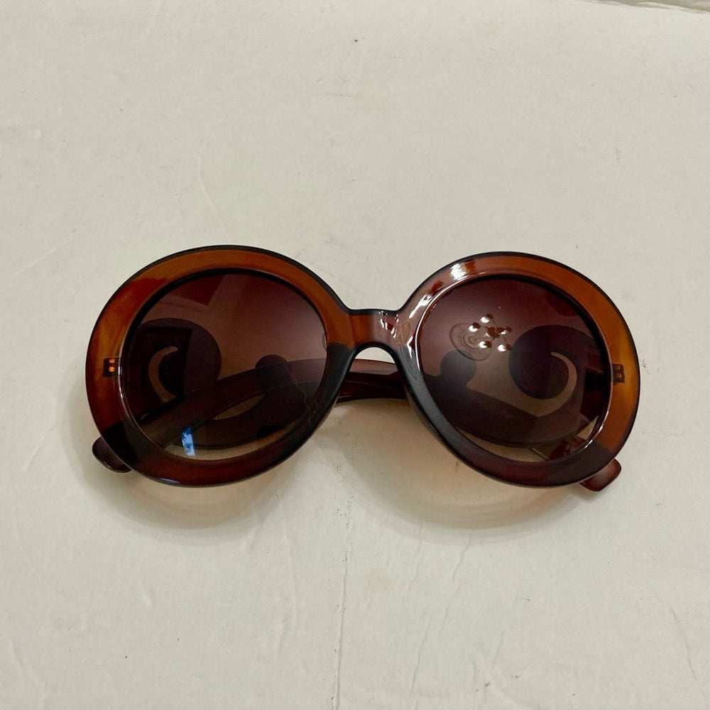Elegant High Fashion Brown Round Sunglasses