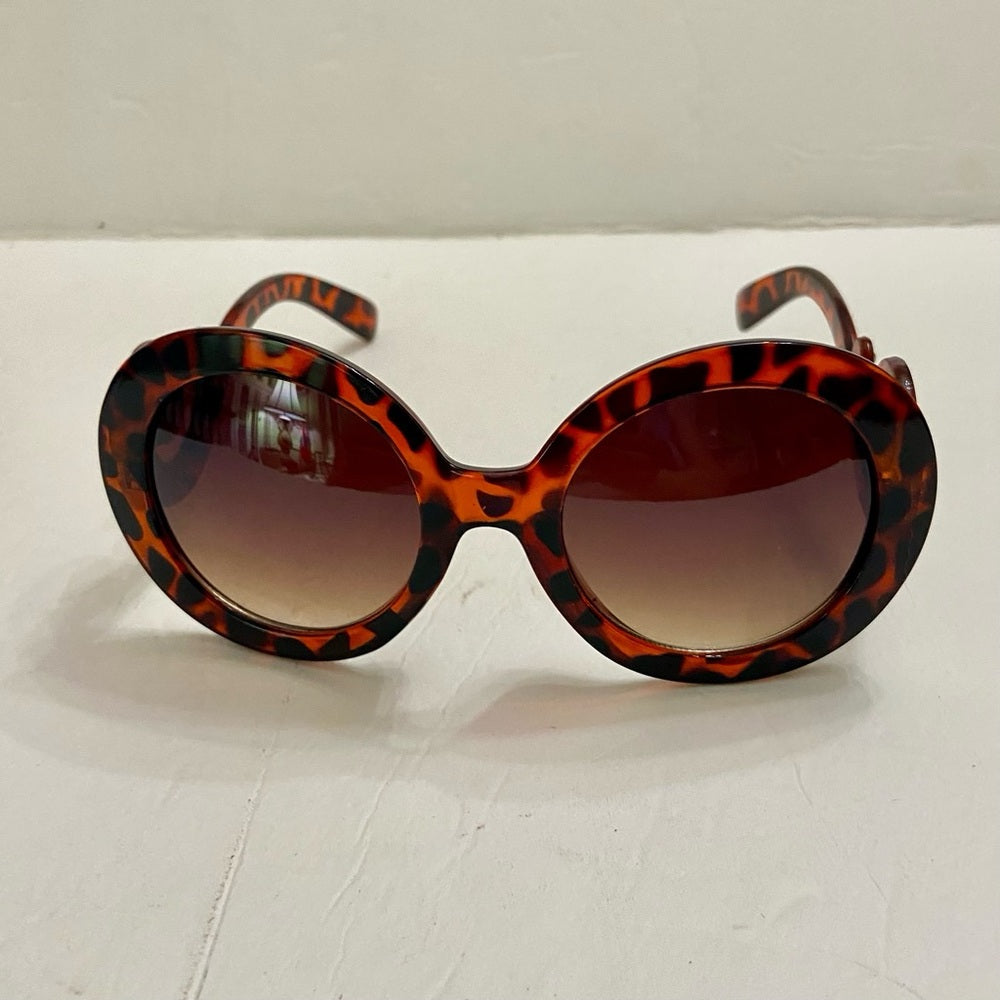 Elegant, High Fashion Leopard Brown Round Sunglasses with Rhinestones