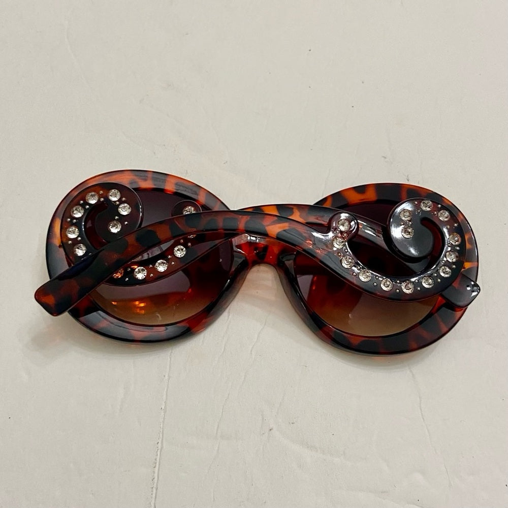 Elegant, High Fashion Leopard Brown Round Sunglasses with Rhinestones