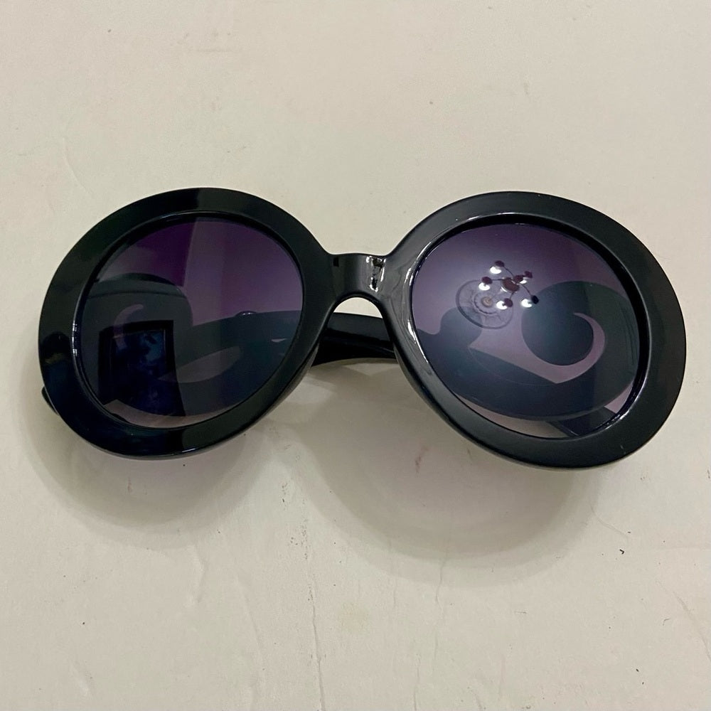 Elegant, High Fashion Black Round Sunglasses with Rhinestones