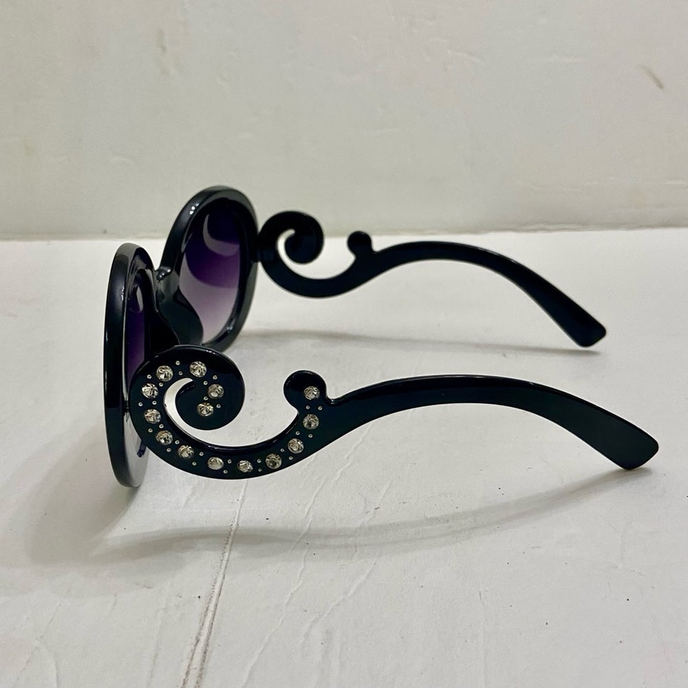 Elegant, High Fashion Black Round Sunglasses with Rhinestones