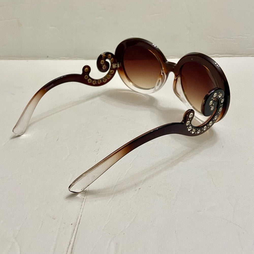 Elegant, Fashionable Smoky Brown Round Sunglasses with Rhinestones