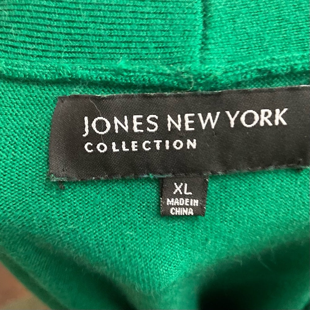 Jones of New YorkGreen Pull Over Sweater Size L-XL