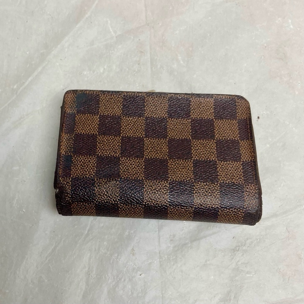 Louis Vuitton Damier Ebene Kisslock Compact Wallet 5in x 4in