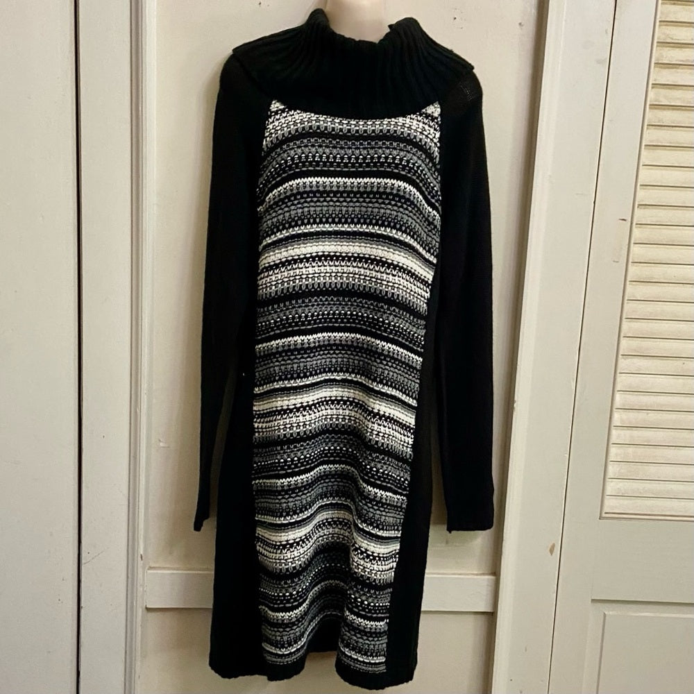Falls Creek Black and White Sweater Dress-Size L