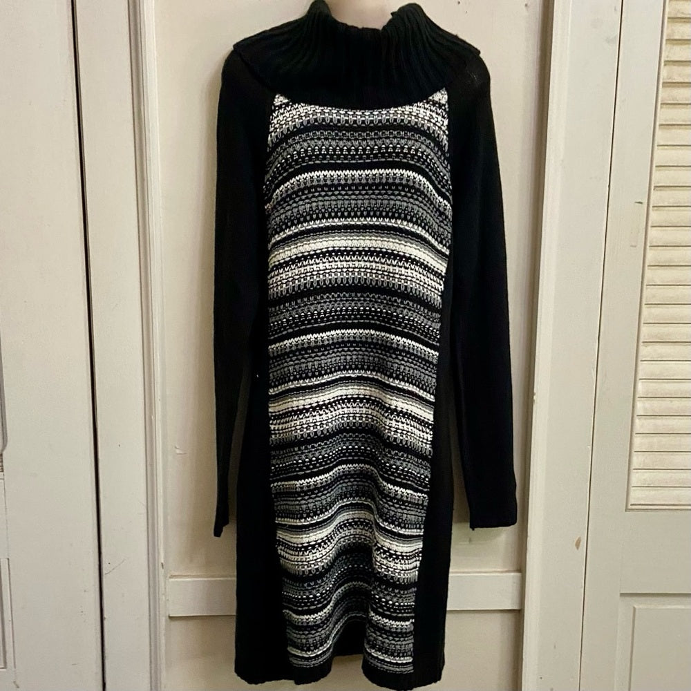 Falls Creek Black and White Sweater Dress-Size L
