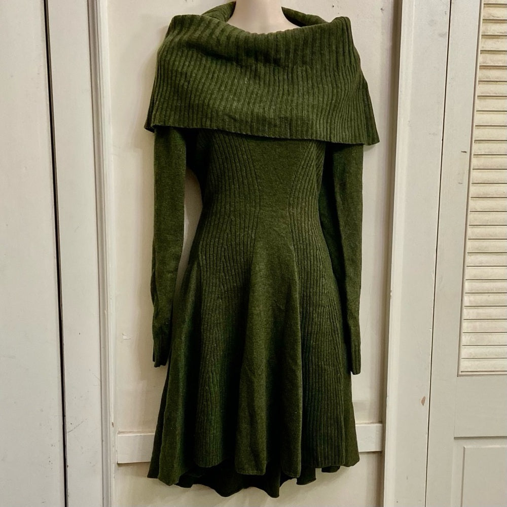 Victoria Secret Olive Green Turtle Neck Sweater Dress - Petite Small