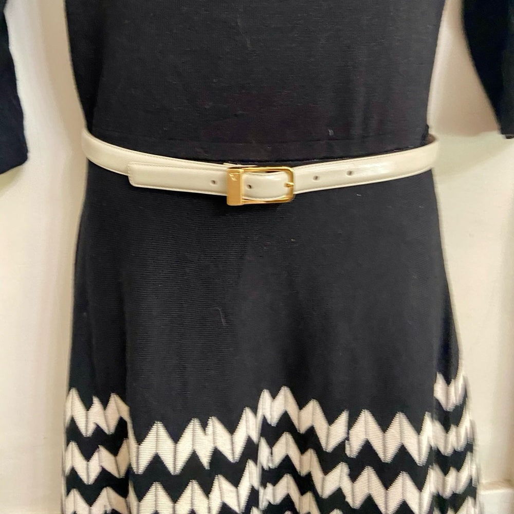 Danny and Nicole Black and Beige Chevron Sweater Dress Size Medium