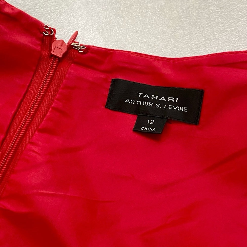 Tahari Ted Dress with Gold Elastic Belt Size 12