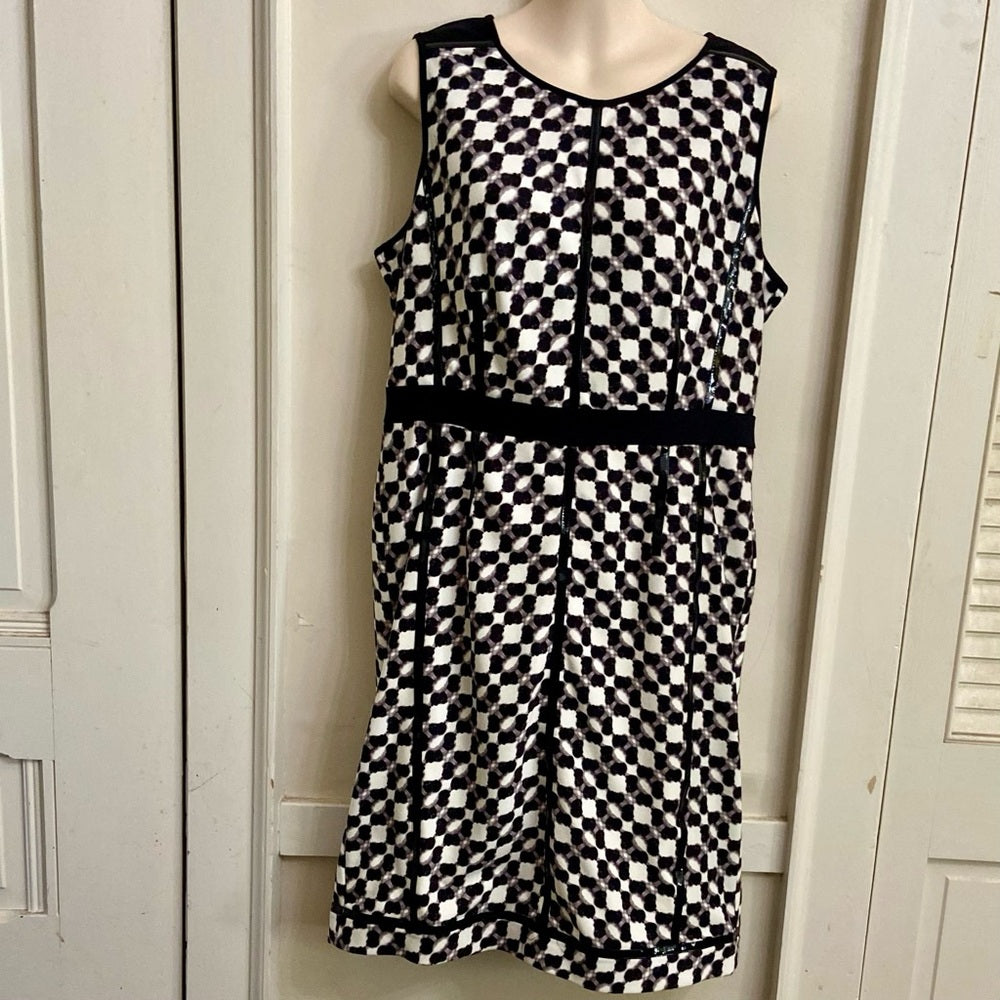 Ivanka Trump Black and White Dress Size 14