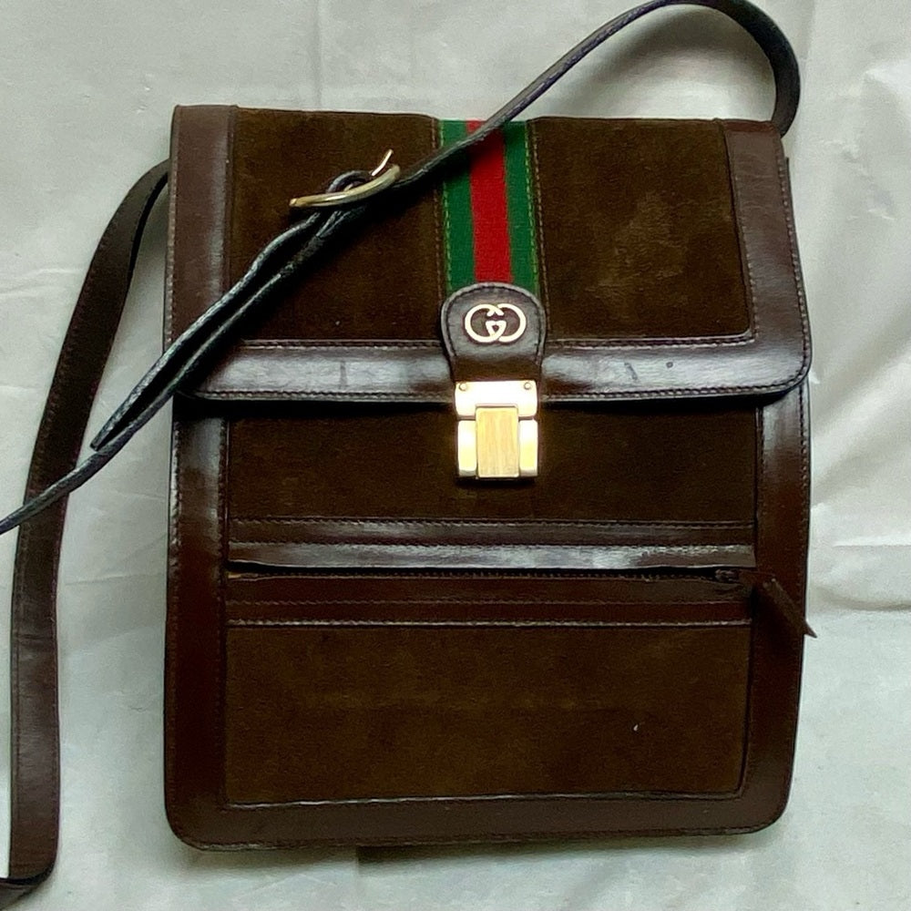 Vintage Gucci Rare Sherry line Suede Leather Shoulder-Crossbody 10in x 8in x 2.5