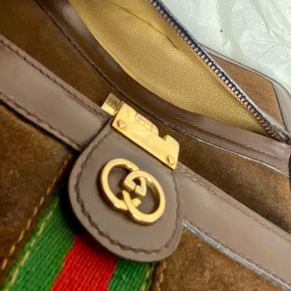 Vintage Gucci Rare Sherry line Suede Leather Shoulder-Crossbody 10in x 8in x 2.5