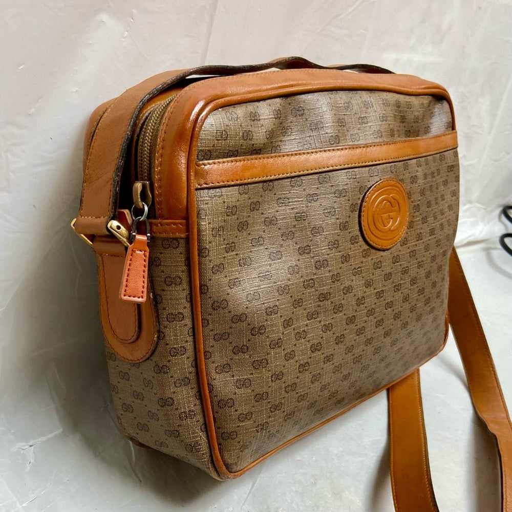 Vintage Gucci Tan Coated Canvas Shoulder-Crossbody 19.5in x 7.5in x 3In