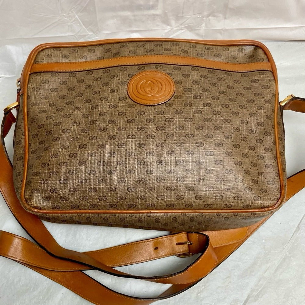 Vintage Gucci Tan Coated Canvas Shoulder-Crossbody 19.5in x 7.5in x 3In