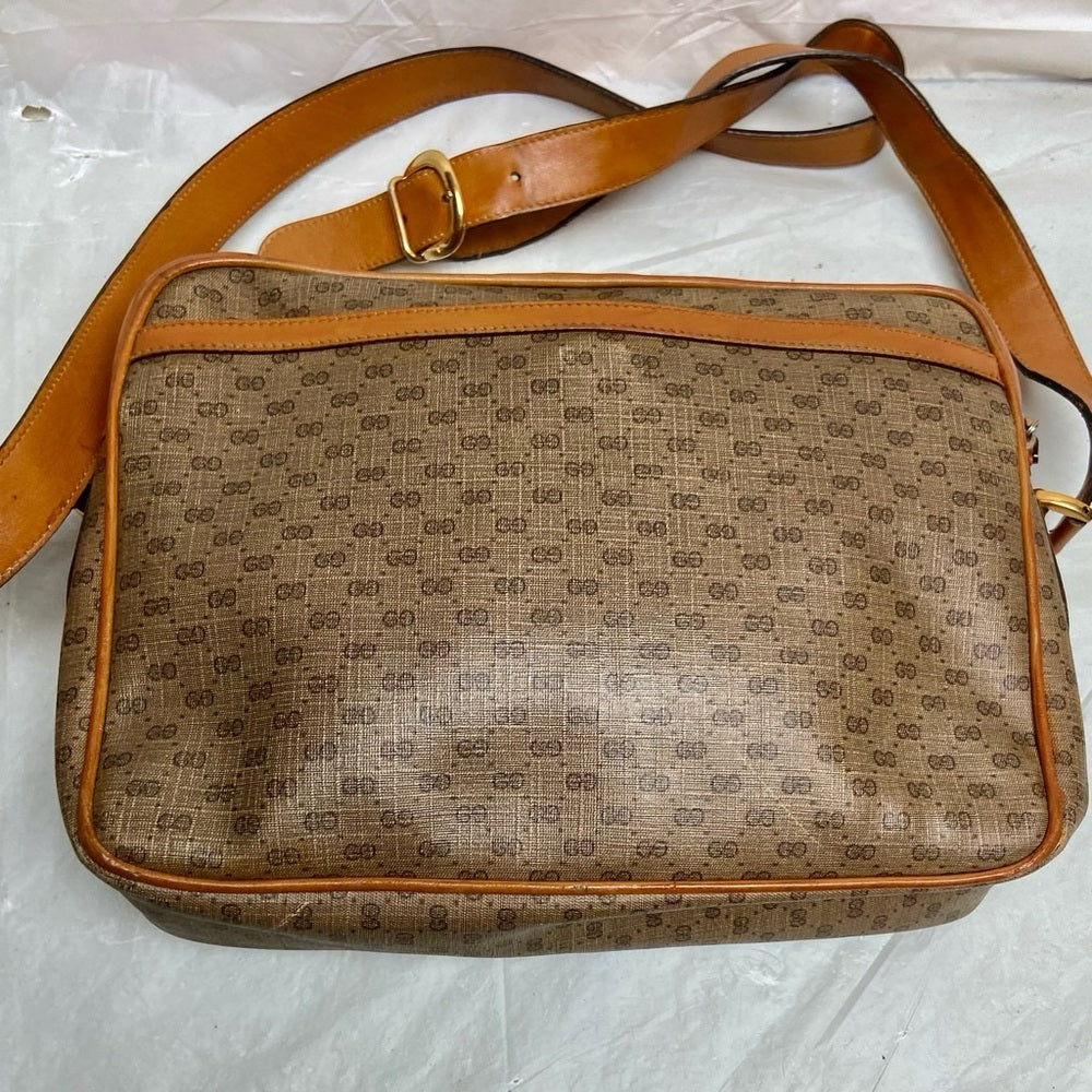 Vintage Gucci Tan Coated Canvas Shoulder-Crossbody 19.5in x 7.5in x 3In