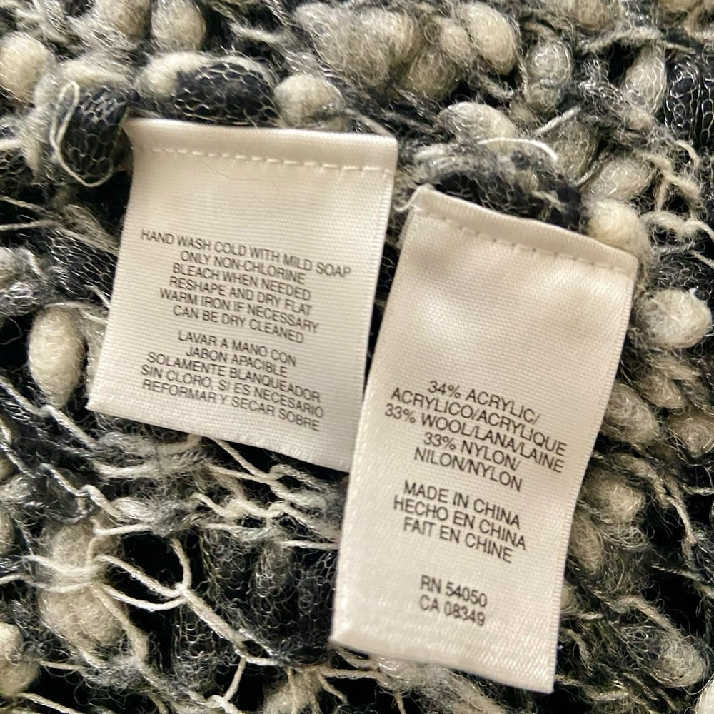 Jones New York Collection Gray and White Knitted Pop Corn Sweater Cardigan (L)