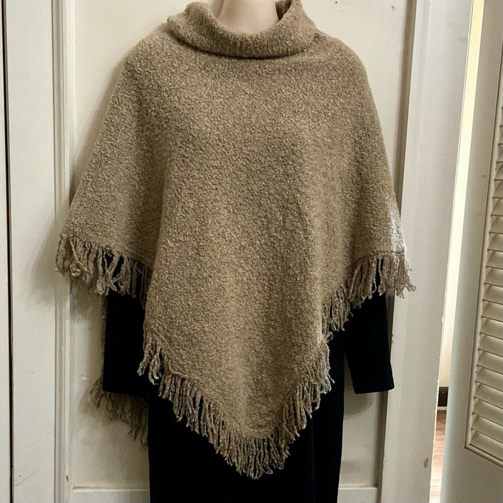 Luly K Beige -Cream Knitted Poncho ( One Size)