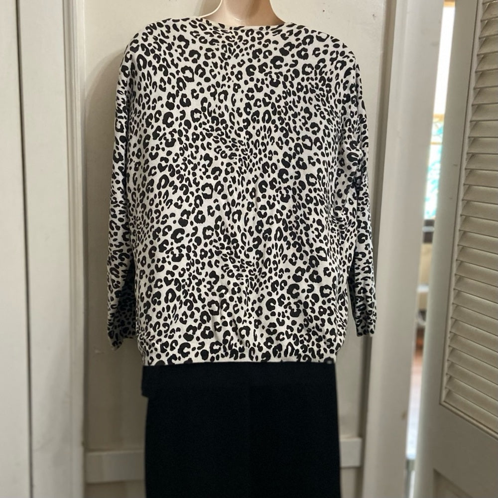 Liz Claiborne Cheetah White and Black Sweater Cardigan (S-L)