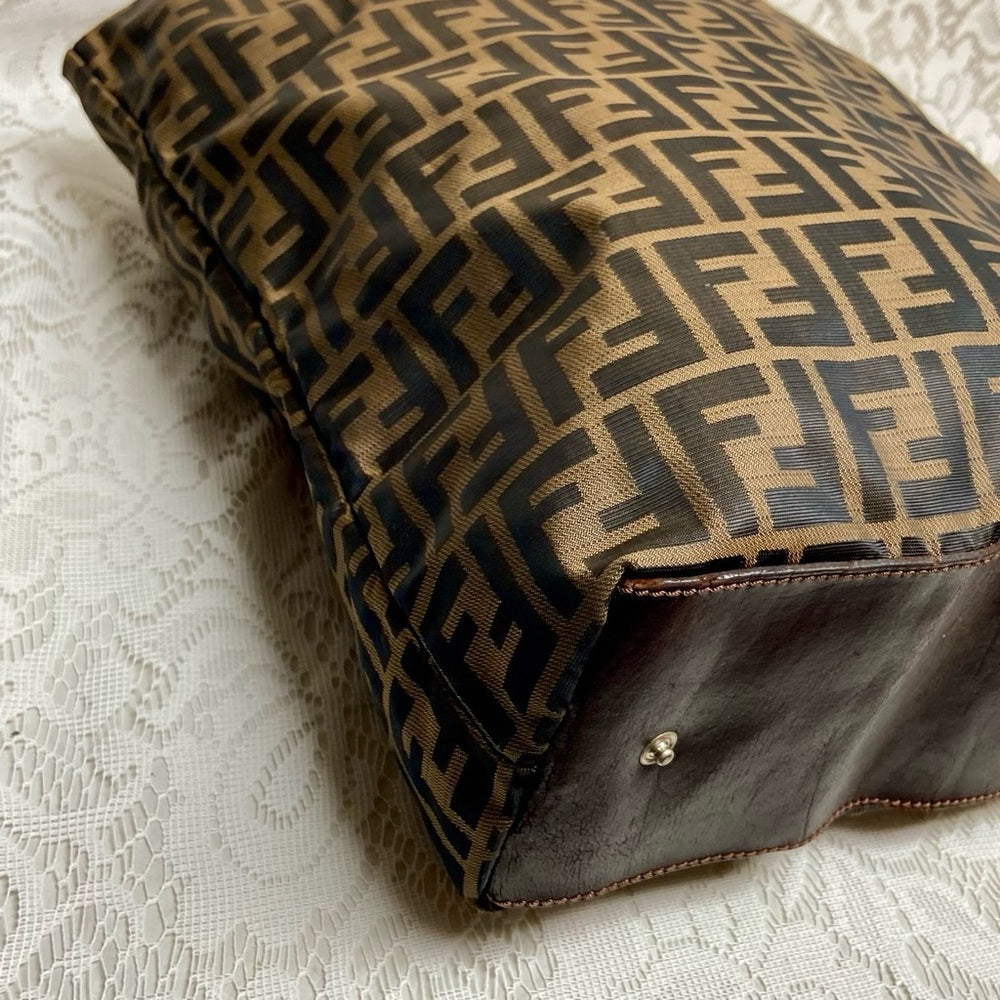 Vintage Fendi Zucca Brown Canvas Tote Hand Bag 14in x 13in x 4in