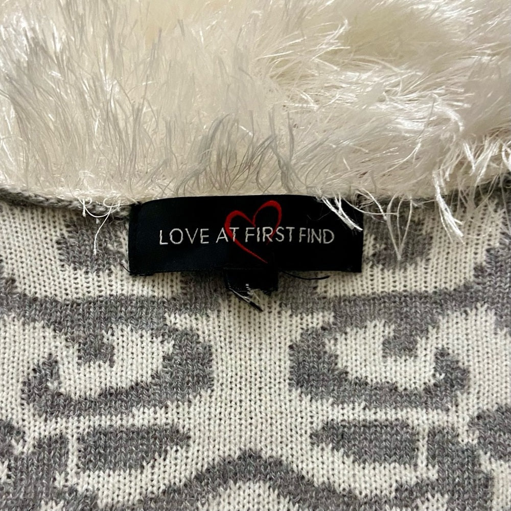 Love at First Find, Gray and White Sweater Cardigan (L)