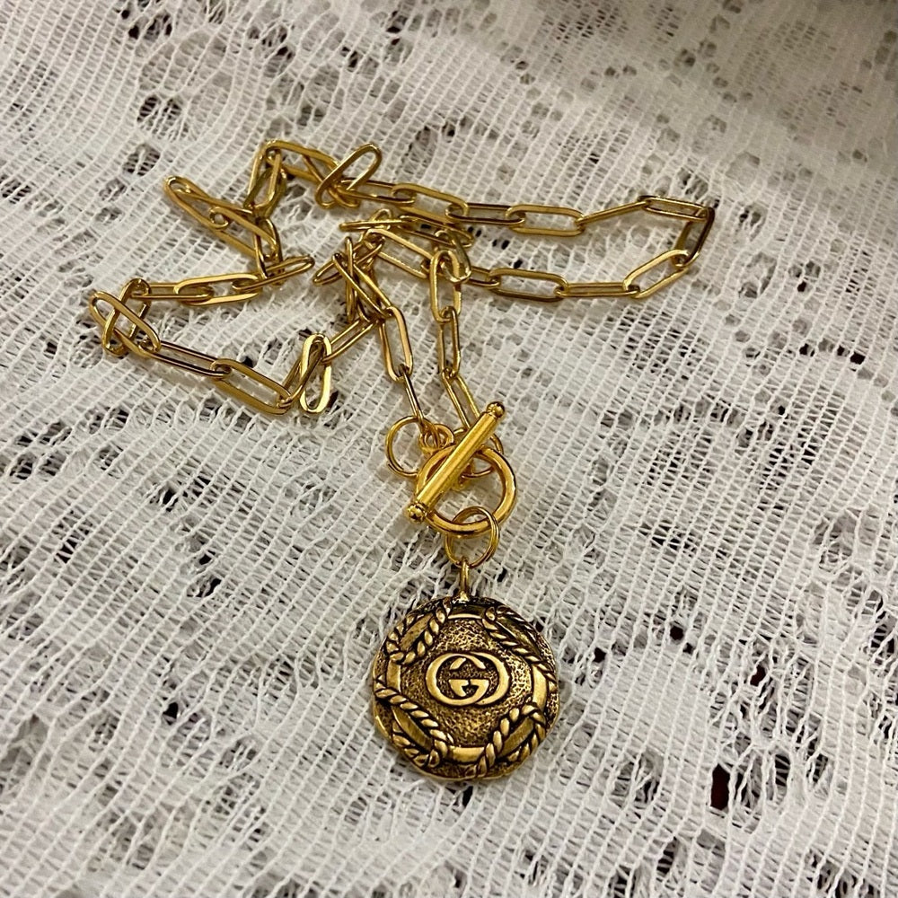 Vintage, Rare Gucci Gold Tone Charm with 18in Gold Plated Chain Necklace