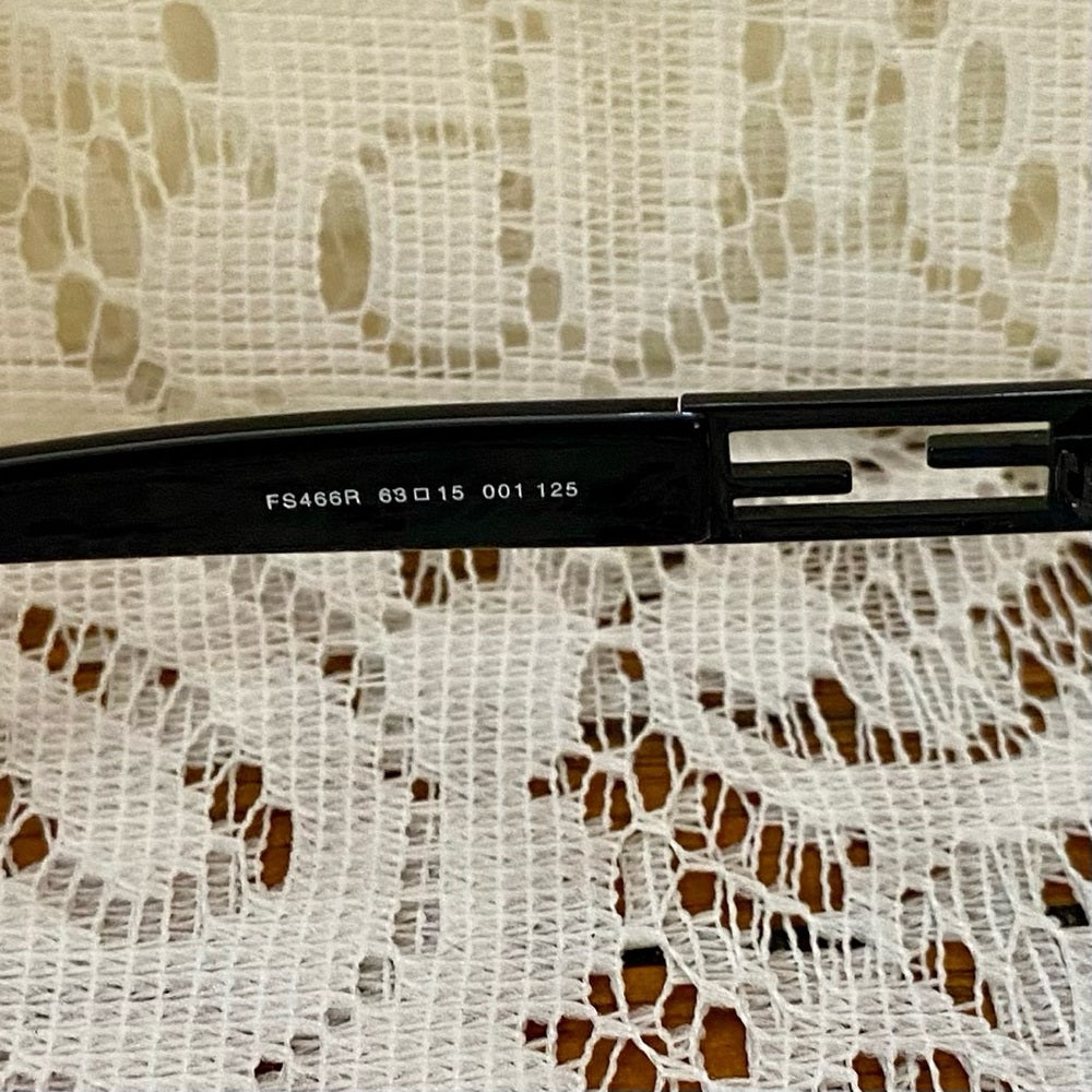 Fendi, FS466R 63#15 125 Sunglasses with Rhinestones