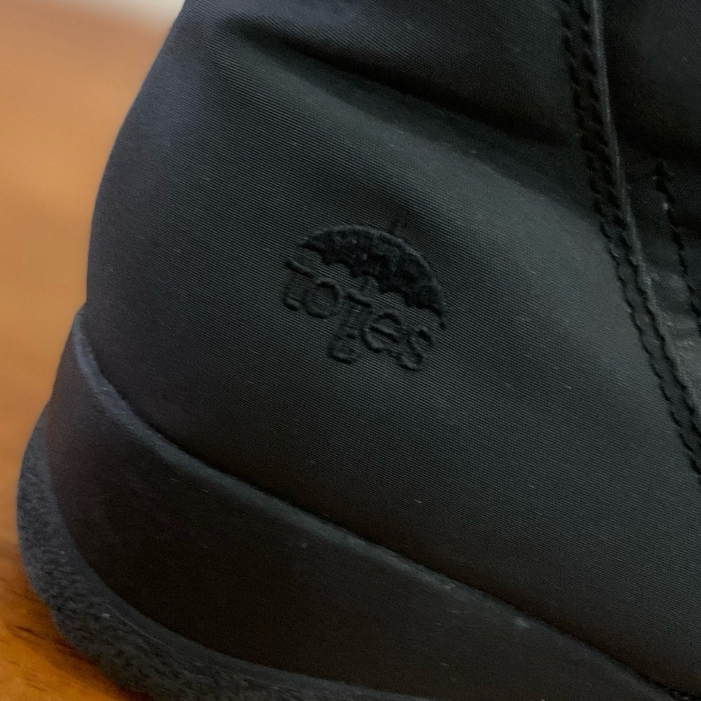 Totes Zippy Black Water Repellent Snow Boots Size 9