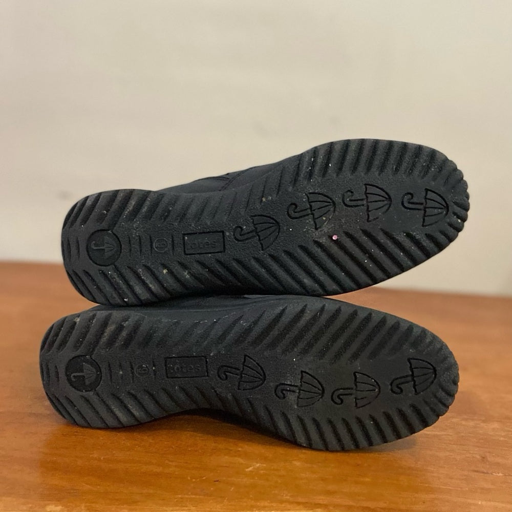 Totes Zippy Black Water Repellent Snow Boots Size 9