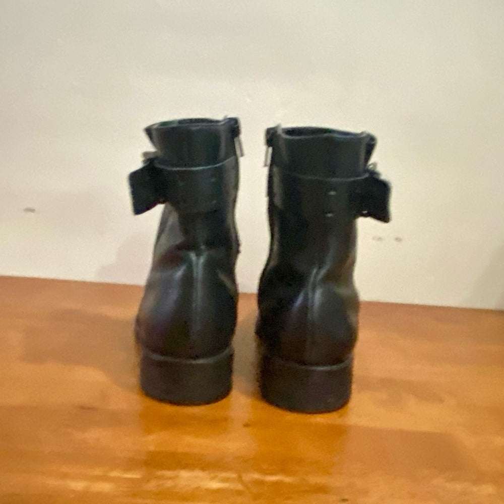 Ecco Black Leather Boots Size 40 (9.5)