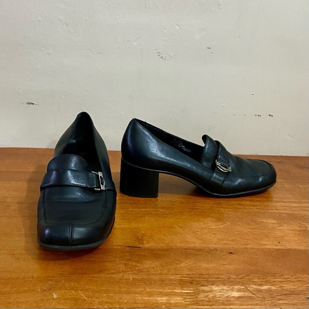 What’s What by Aerosoles Shoes size 8