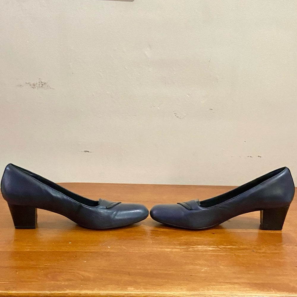 Clarks Blue-Black Leather Shoes Size 8