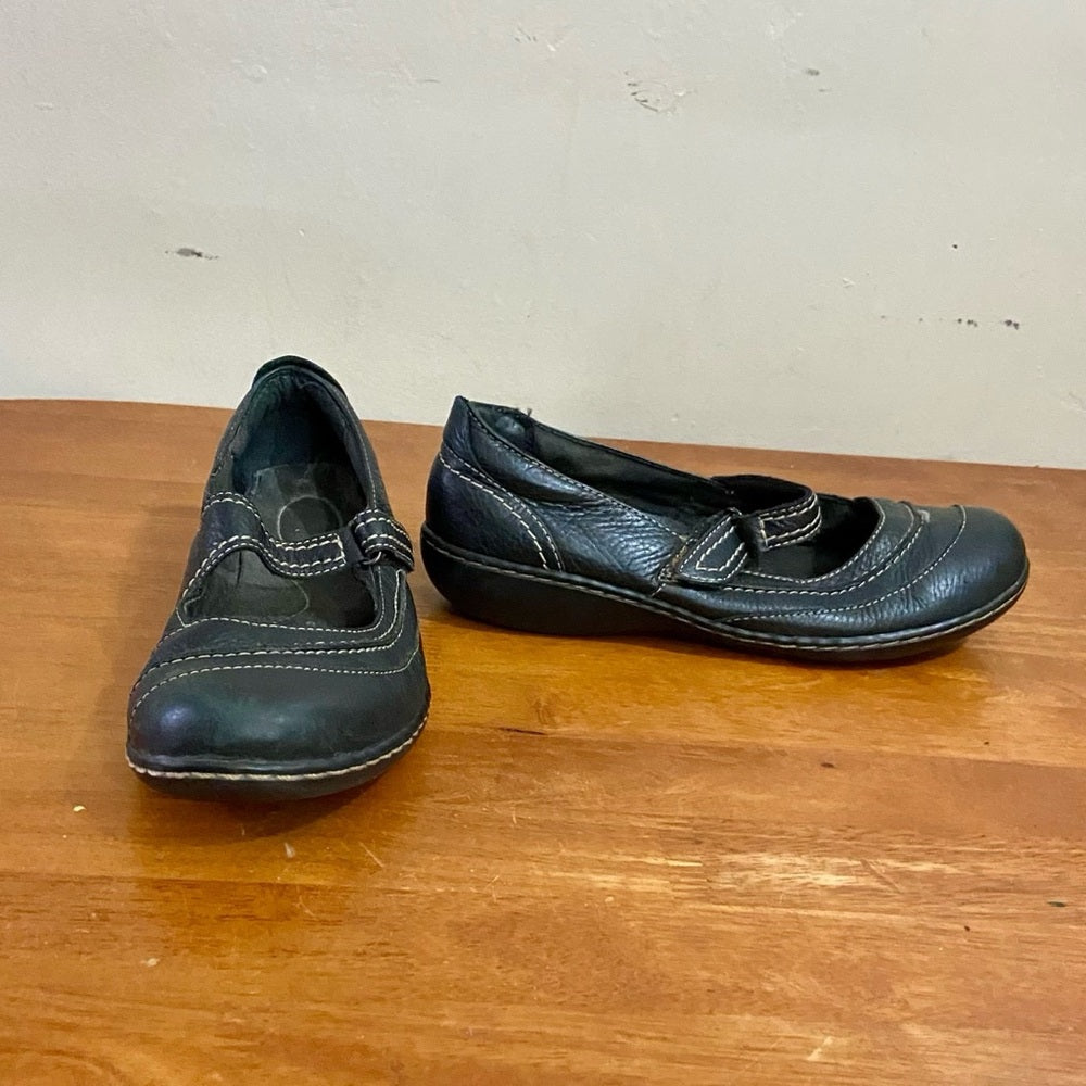 Clarks Black Leather Mary Jane Shoes Size 8