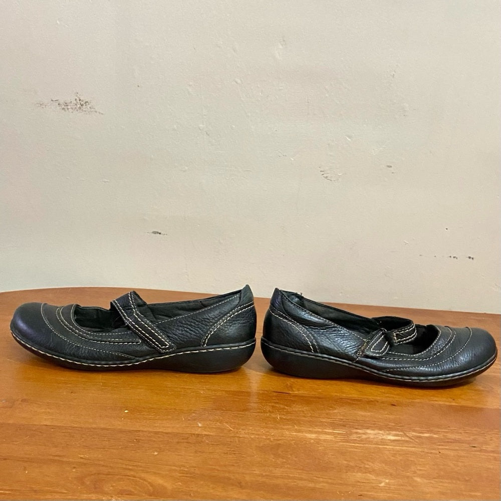 Clarks Black Leather Mary Jane Shoes Size 8