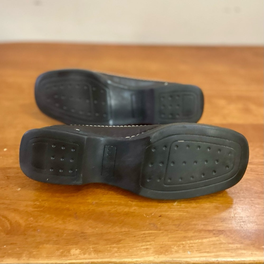 Dockers Brown Leather Flat Shoes Size 6M