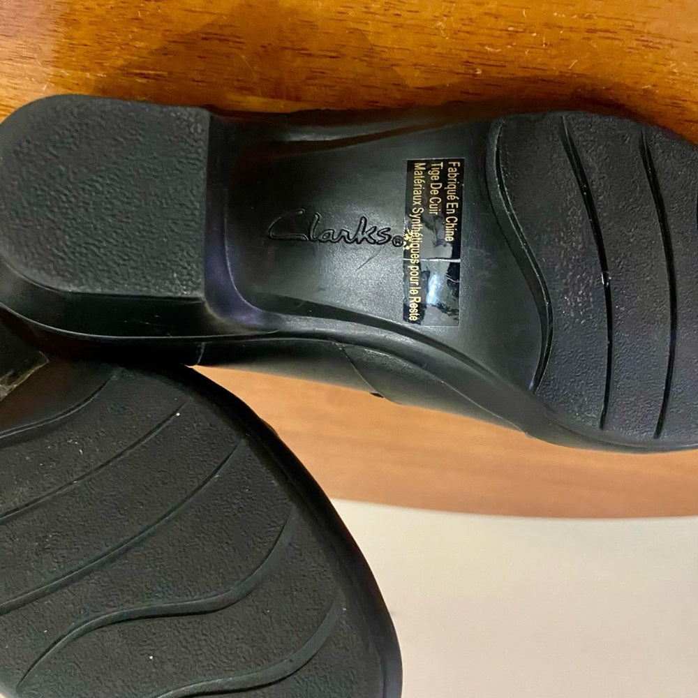 Clarks Bendables Black Leather Ankle Boots -Size 5.5